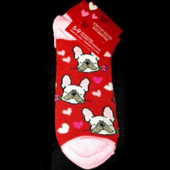 Accessories - *3/$15* Dogs/Hearts/Roses Socks
